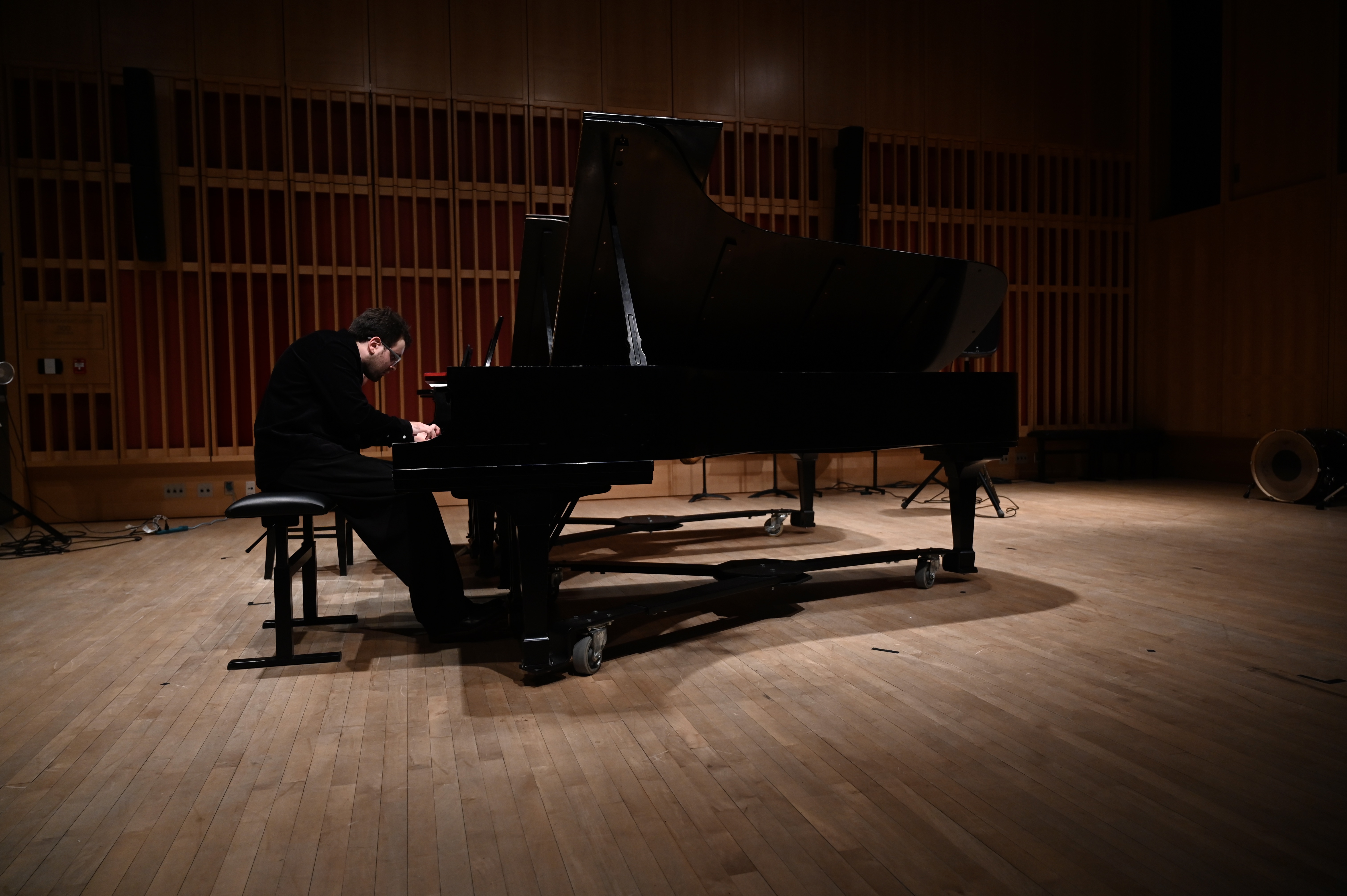 Leo Gurevich plays piano